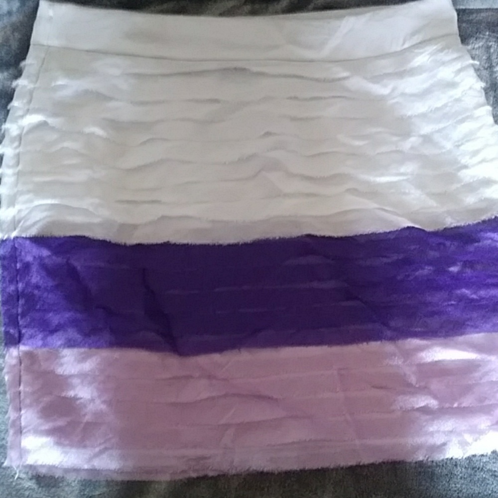 Mini skirt size 3